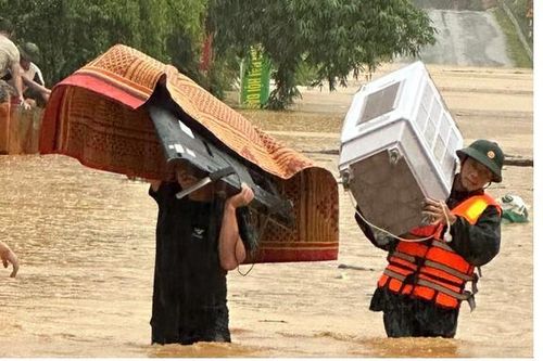 9 người chết và mất tích sau đợt mưa lũ ở miền Trung