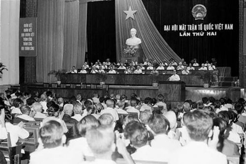 Ngày này năm xưa 18/11: Ngày truyền thống Mặt trận Tổ quốc Việt Nam; Bộ Chính trị ban hành Nghị quyết về kinh tế đối ngoại