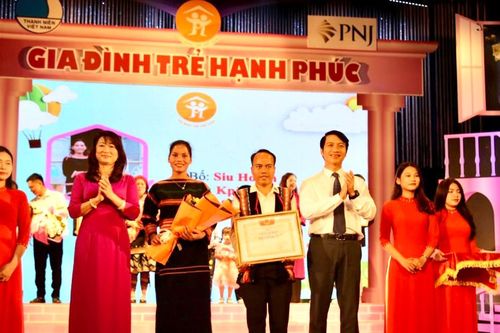 Bí quyết tạo dựng hạnh phúc của gia đình trẻ người Jrai