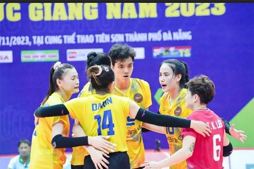 Giải bóng chuyền vô địch quốc gia Cúp Hóa chất Đức Giang 2023: Bích Tuyền tỏa sáng, đưa nữ Ninh Bình LienViet PostBank đến trận chung kết lịch sử