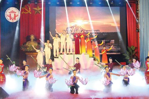 Xung kích bảo vệ nền tảng tư tưởng của Đảng