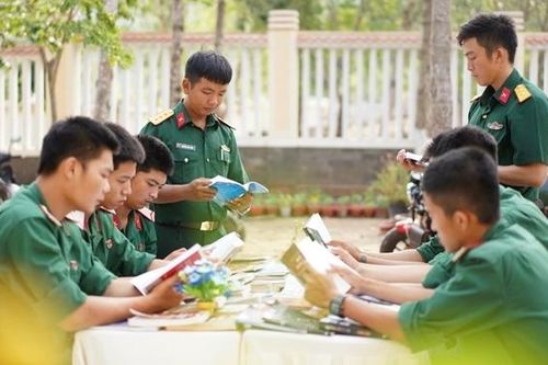 Phong phú về nội dung, đa dạng về hình thức