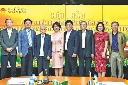 Hội thảo 'Phát triển kinh tế, xã hội bền vững gắn với bảo vệ môi trường, bảo tồn đa dạng sinh học'