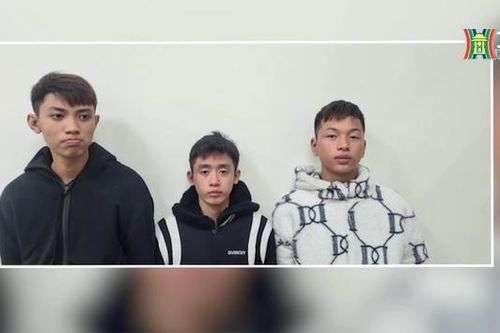 Bắt 'nóng' nhóm cướp vị thành niên hung hãn, manh động