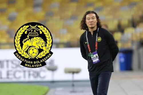 Malaysia giữ chân HLV Kim Pan-gon