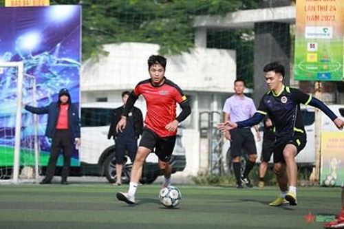 VTV và Vietnam Airlines tranh ngôi vô địch Cúp Báo Đại biểu Nhân dân