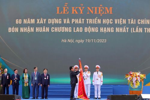 Giáo dục đại học: Chìa khóa thúc đẩy tăng năng suất lao động