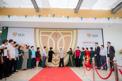 TS. Bạch Phương Vinh và hành trình kiến tạo Iris school - Ngôi trường hạnh phúc