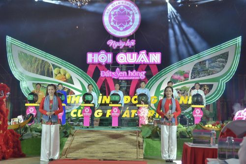 Khai mạc Ngày hội Hội quán Đất Sen Hồng đầu tiên tại Đồng Tháp