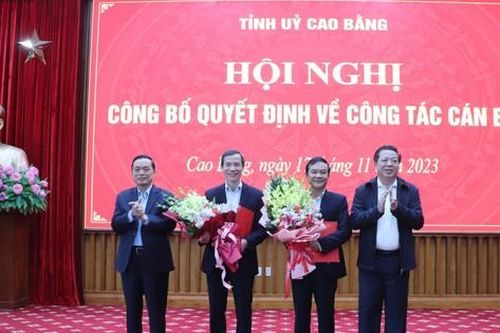 Bản tin 8H: Công bố các quyết định về công tác cán bộ tại tỉnh Cao Bằng