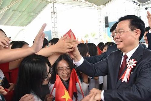 Chủ tịch Quốc hội Vương Đình Huệ: Có cơ chế đột phá, khả thi về thu hút nhân tài, bồi dưỡng nhân tâm