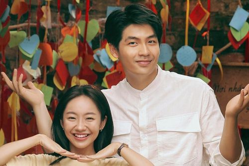 Nhan sắc nữ diễn viên sinh năm 1996 đang gây bão trong 'Chúng ta của 8 năm sau'
