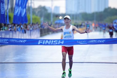 Hơn 8.000 vận động viên tham dự giải chạy quy mô lớn tại TPHCM