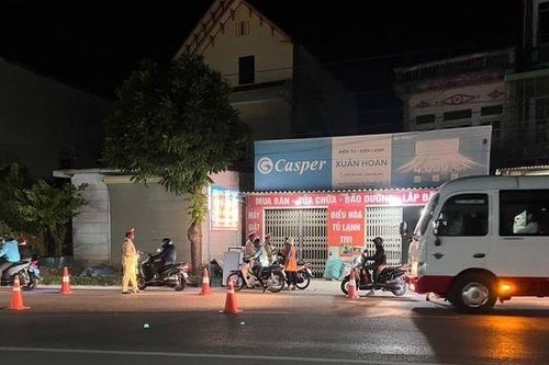 Một CSGT ở Bắc Giang bị tông gãy chân khi đang kiểm tra nồng độ cồn