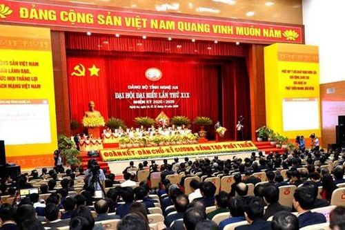 Nghệ An ban hành Quy định về chế độ khen thưởng tổ chức Đảng và đảng viên