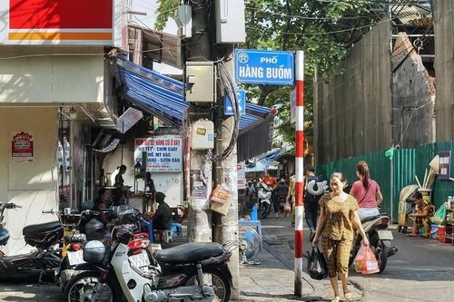 Nhà đất phố cổ Hà Nội giảm giá gần 50% sau hơn 1 năm rao bán