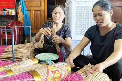 Hỗ trợ, kích cầu xúc tiến thương mại cho hàng Việt