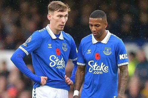 Everton bị phạt, Man City và Chelsea run rẩy