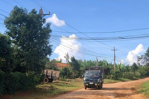 Kon Thụp khó 'về đích' nông thôn mới