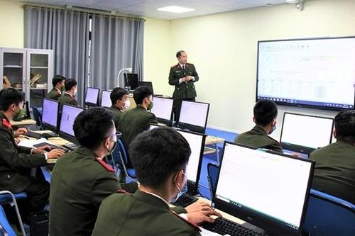 Đẩy mạnh chuyển đổi số, xây dựng mô hình đại học CAND thông minh (Bài cuối)