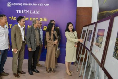 Nỗ lực xóa 'vùng trắng' chi hội nhiếp ảnh