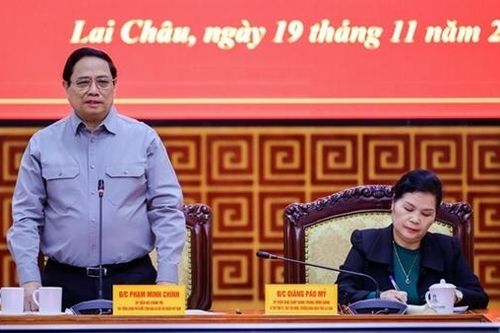 Làm bằng được các công trình hạ tầng lớn để kết nối Lai Châu với trong nước và quốc tế