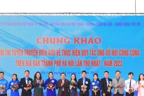 Huyện Thanh Oai giành giải Nhất Hội thi tuyên truyền về Quy tắc ứng xử nơi công cộng