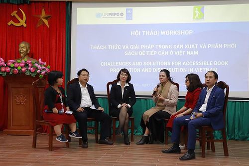 Phá 'rào cản' trong tiếp cận sách, tài liệu cho người khuyết tật chữ in
