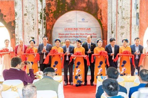 Triển lãm 'Khám phá Quần thể điện Phụng Tiên' tại Cố đô Huế