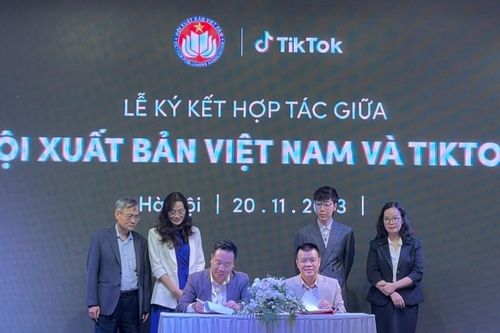 Sẽ xóa Tik Tok shop nếu phát hiện bán sách lậu, sách giả