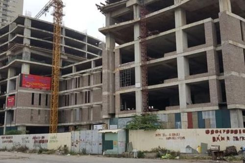 Sa thải nhân sự, ngưng hoạt động, DN BĐS lâm vào thế khó