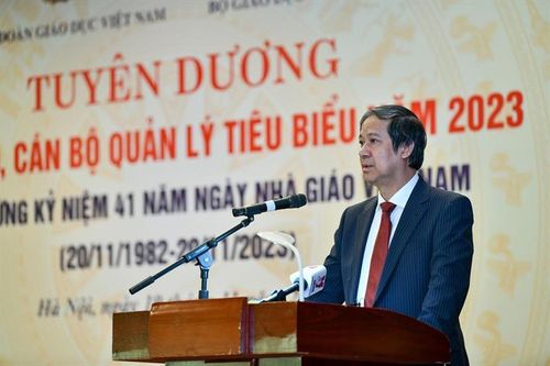 Bộ trưởng Nguyễn Kim Sơn: Nhà giáo của chúng ta trước hết cần làm thật tốt công việc của mình!