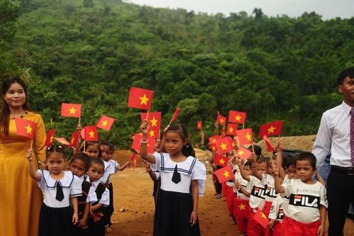 Cảm ơn thầy cô đã ở lại