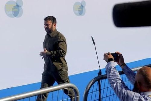 Tổng thống Ukraine Zelensky yêu cầu chiến trường phải thay đổi nhanh, cách chức tư lệnh quân y