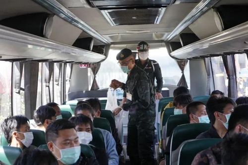 Hơn 200 người Thái Lan mắc kẹt ở vùng chiến sự Myanmar được giải cứu