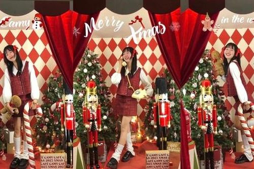 Bộ ảnh Noel ấn tượng của nữ sinh trường Báo
