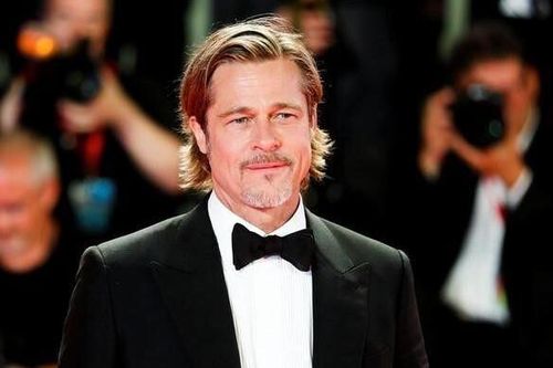 Brad Pitt bị chỉ trích vì muốn chuyển thể hồi ký của Britney Spears