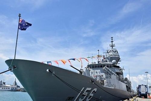 Thủ tướng Australia lên tiếng vụ tàu chiến Trung Quốc làm thợ lặn bị thương