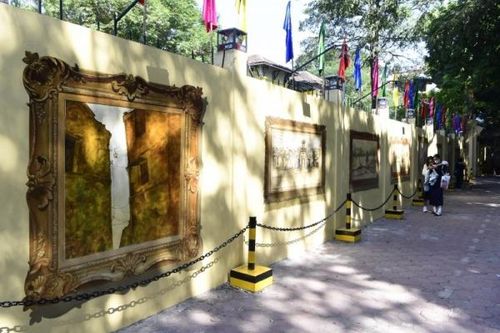 Hà Nội xưa trên bức tường tranh phố Phan Đình Phùng