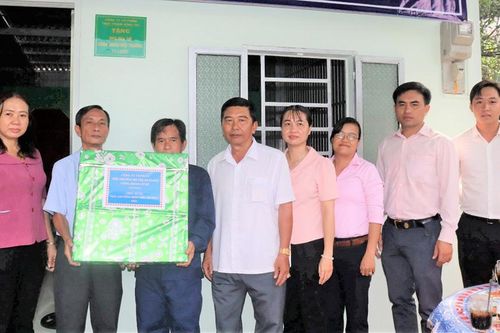 Niềm vui của công nhân môi trường bên mái ấm khang trang