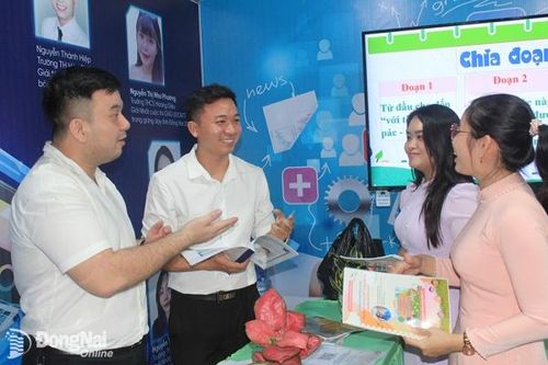 Đổi mới giáo dục từ đội ngũ nhà giáo
