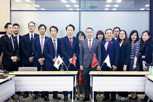 Khánh Hòa nối vòng tay hữu nghị