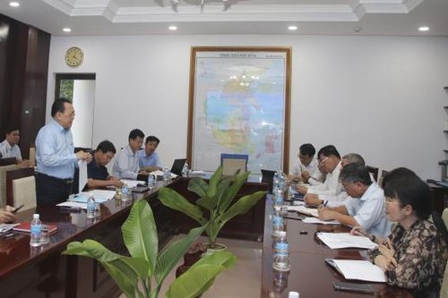Ông Lê Hữu Hoàng - Phó Chủ tịch Thường trực UBND tỉnh Khánh Hòa: Đôn đốc khẩn trương giải ngân vốn đầu tư công