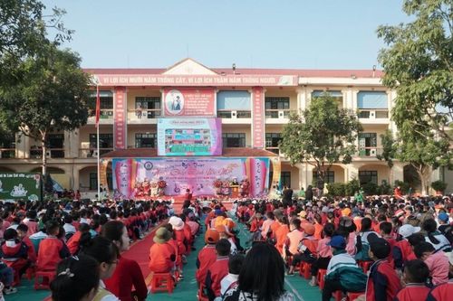 Thành phố Lào Cai: Sôi nổi các hoạt động chào mừng ngày Nhà giáo Việt Nam