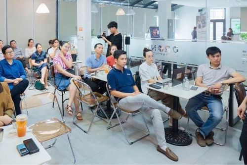 Cà phê khởi nghiệp
