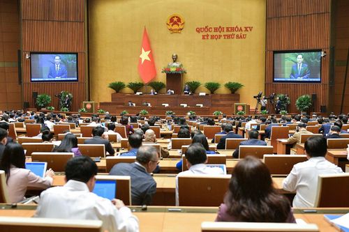 Quốc hội thảo luận về việc giải quyết kiến nghị của cử tri gửi đến Kỳ họp thứ 5