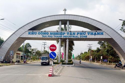 Hậu Giang: Tháo gỡ vướng mắc đầu tư xây dựng hạ tầng và tái định cư tại các khu công nghiệp