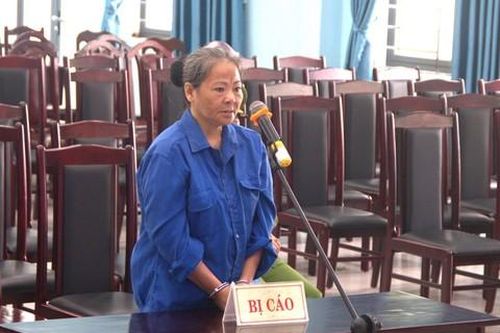 'Nữ quái' biến nhà ở thành 'lô cốt' bán ma túy, nối gót 2 con gái vào tù