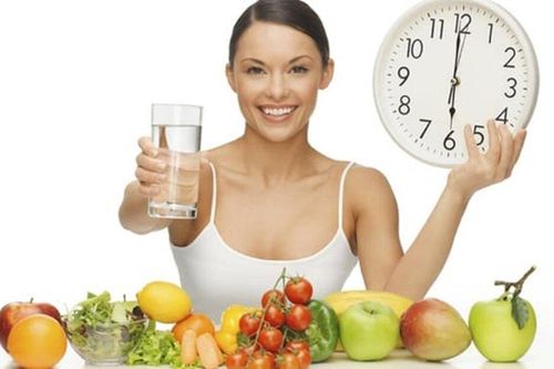 Tránh ăn vào 4 thời điểm này trong ngày, eo thon dáng xinh không có gì khó