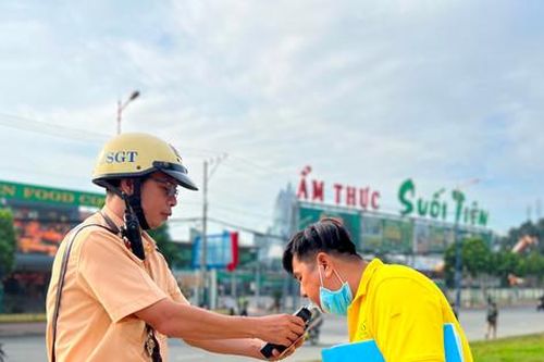 TP Hồ Chí Minh: 5 ngày ra quân, xử lý 1.022 trường hợp vi phạm trên quốc lộ 1